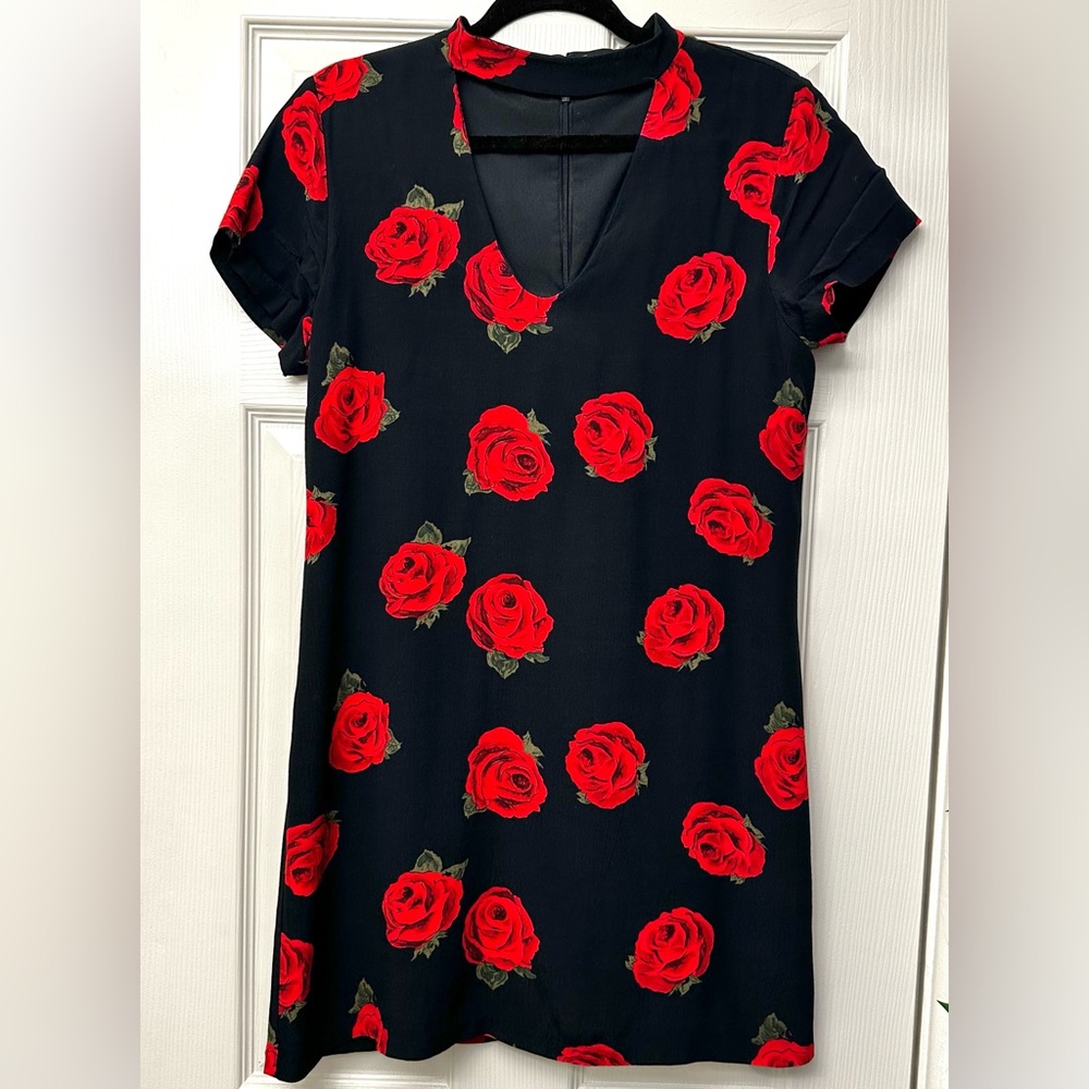Sanctuary Rose Black Mini Sun Dress Women’s Size Medium Goth Fairy Keyhole Neck
